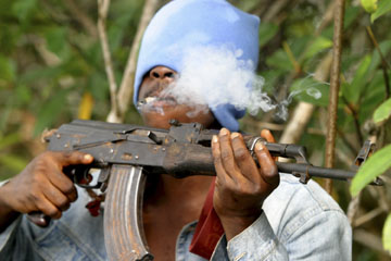Nigerian militia marijuana gangster gangsta Kalashnikov ak47 1.jpg