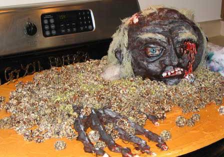 Icho's Zombie cake, took me 5 hours !.jpg